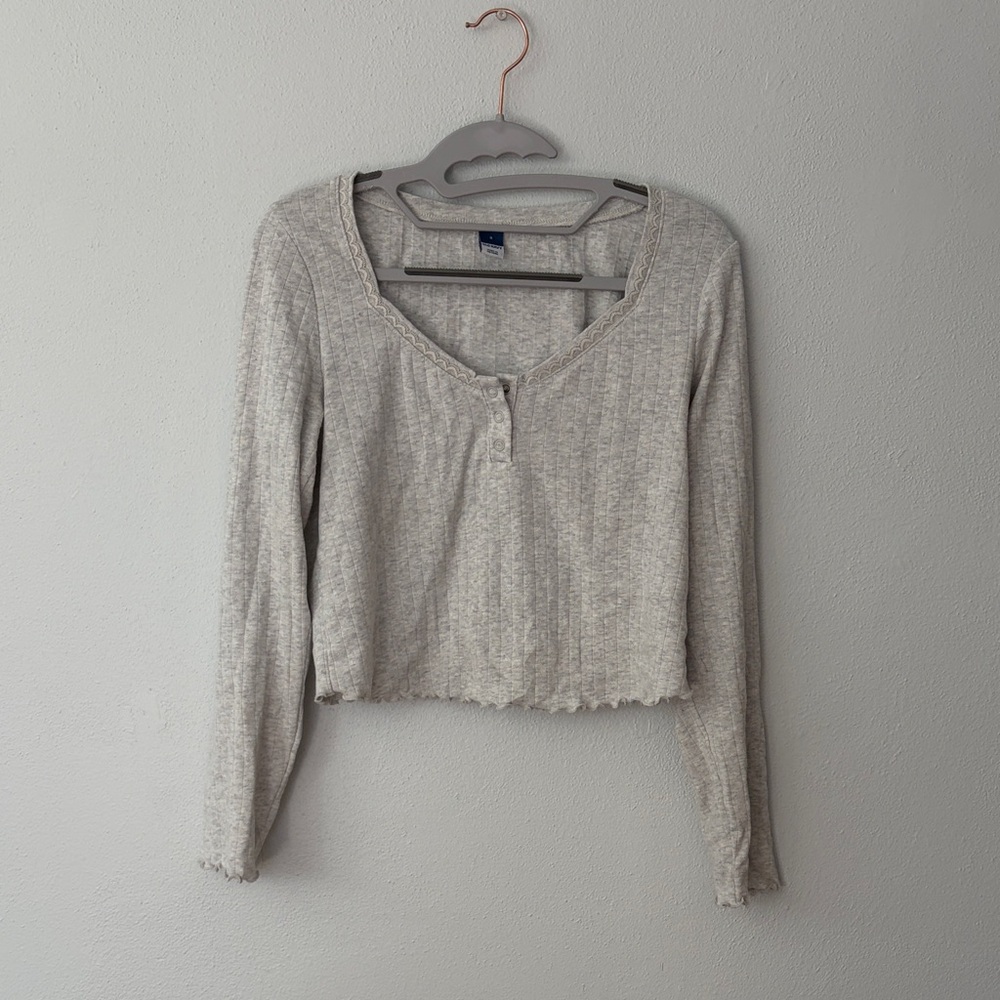 Old Navy Heathered Gray Long Sleeve Top